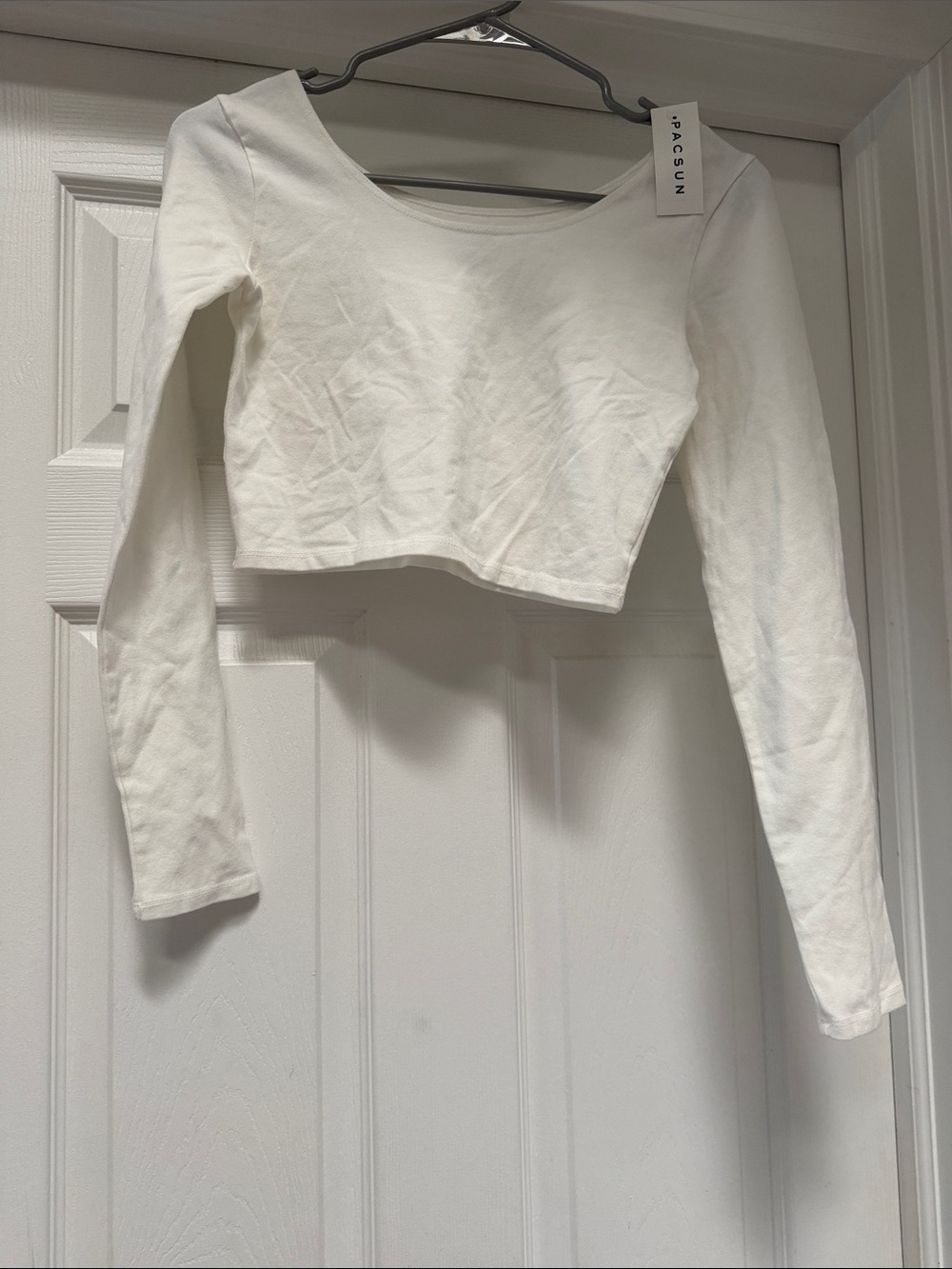 John Galt PacSun White Long-Sleeve Cropped Scoop Top
